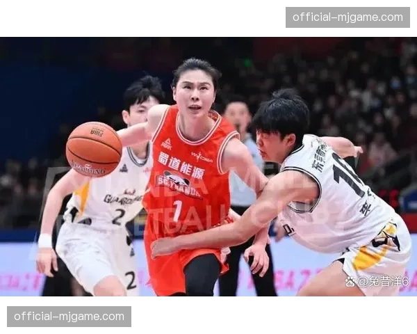 广东队三分命中率低迷，外援依赖度过高导致进攻体系单一