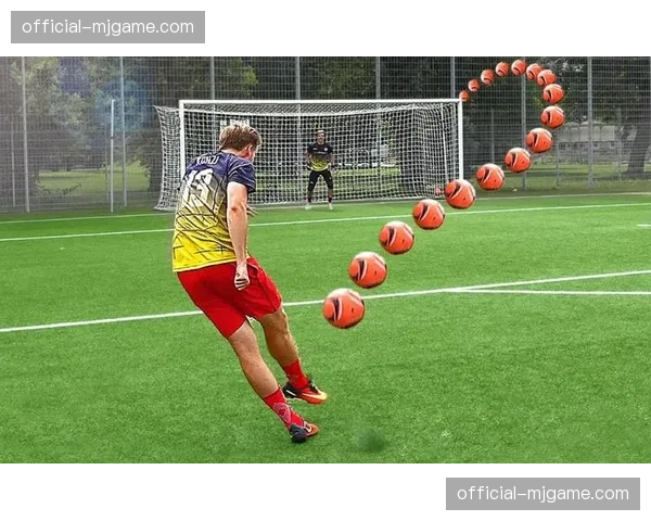 产业经济:运动装备巨头发布新款足球,称其飞行轨迹更利于罚出弧线球 产业经济:运动装备巨头发布新款足球,称其飞行轨迹更利于罚出弧线球